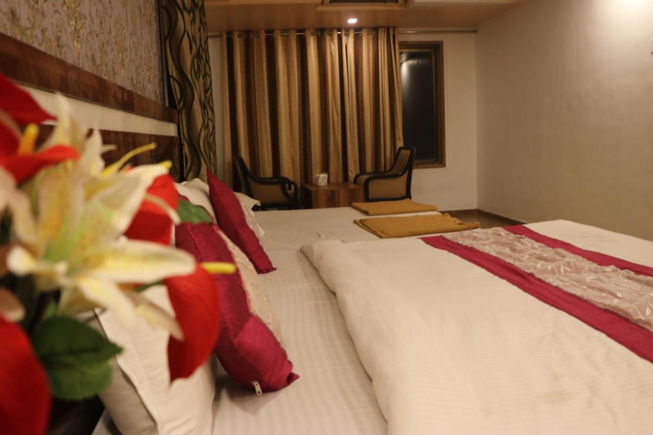 Mountview Resort لونافالا المظهر الخارجي الصورة