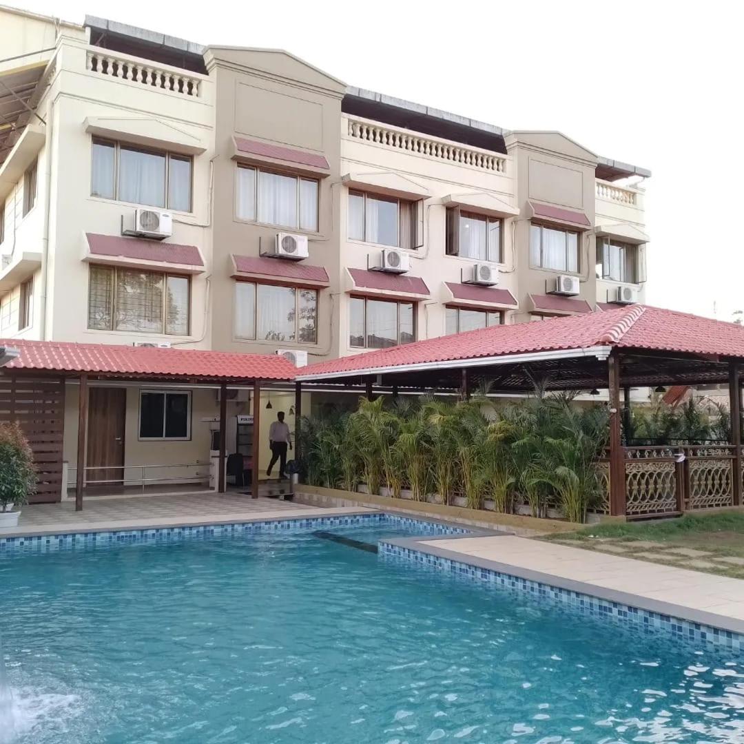 Mountview Resort لونافالا المظهر الخارجي الصورة